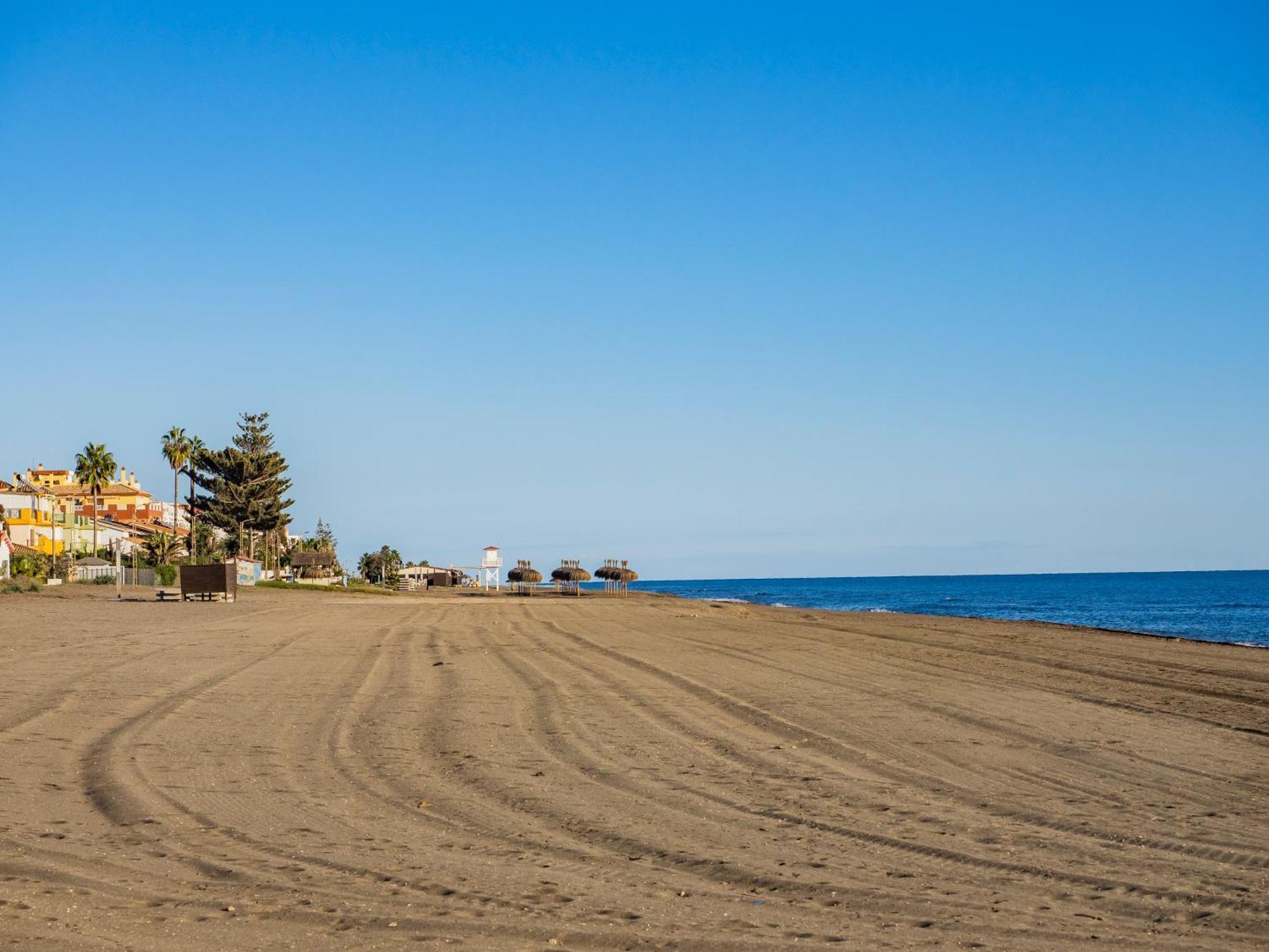 Complejo La Palapa Aparthotel Rincón de la Victoria Екстериор снимка